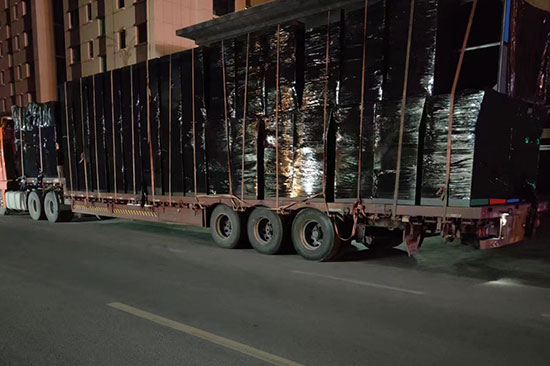 四分类垃圾桶罩运输